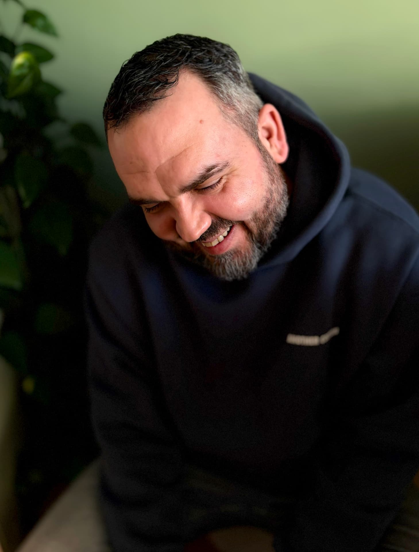 Oliver Ulbrich lachend im Gespräch